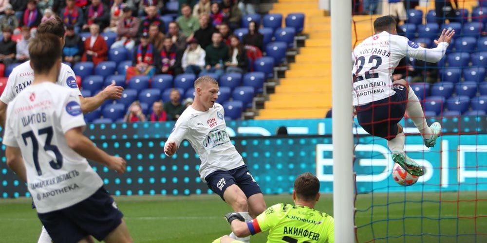 Осинькин объяснил, почему Рассказов играет в «Крыльях Советов» лучше, чем «Спартаке» Осинькин объяснил, почему Рассказов играет в «Крыльях Советов» лучше, чем «Спартаке»