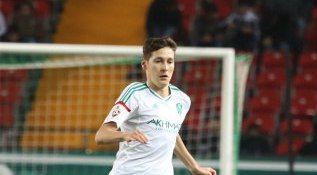 Далер Кузяев вернулся в «Зенит»