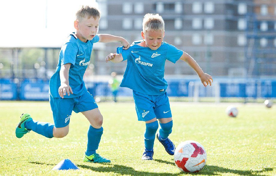 РФС: Школы должны отходить от правила использования одного состава на детско-юношеских соревнованиях РФС: Школы должны отходить от правила использования одного состава на детско-юношеских соревнованиях