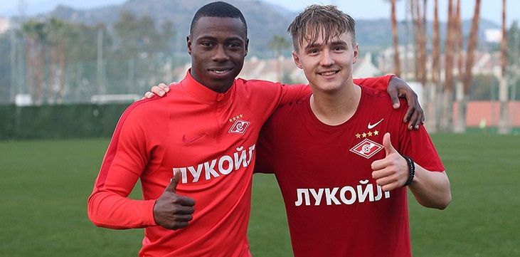 Алексей Сафонов: Не вижу смысла обсуждать будущее Дениса Давыдова до окончания сезона