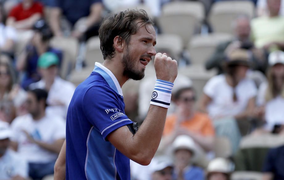 Медведев увеличил отрыв от Джоковича и Зверева в обновленном рейтинге ATP