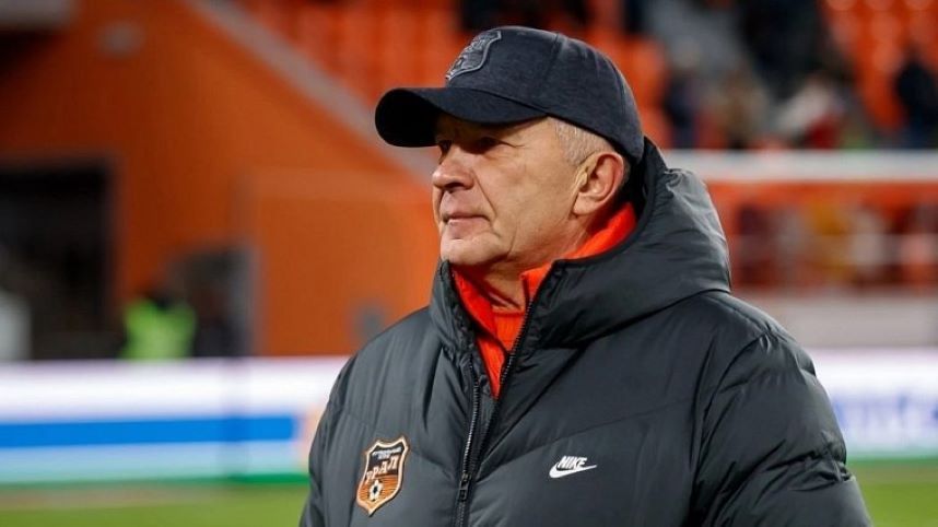 Иванов заявил, что «Зенит» не обращался к «Уралу» по поводу Ишкова и Дмитриева Иванов заявил, что «Зенит» не обращался к «Уралу» по поводу Ишкова и Дмитриева