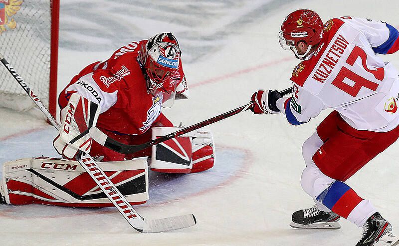 Евгений Кузнецов теперь даже в компьютерной игре не играет за сборную России Евгений Кузнецов теперь даже в компьютерной игре не играет за сборную России