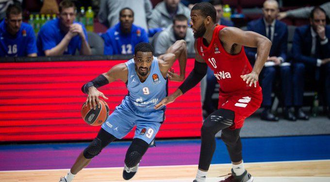 «Зенит» потерпел шестое подряд поражение в Евролиге при антирекордной посещаемости «Зенит» потерпел шестое подряд поражение в Евролиге при антирекордной посещаемости