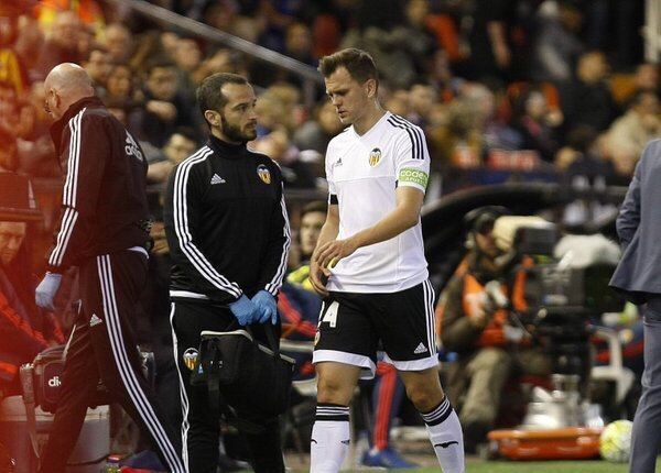 Виталий Мутко: Травма Черышева ─ большая проблема перед Евро-2016. Но на ЧМ-2018, уверен, он проявит себя по максимуму Виталий Мутко: Травма Черышева ─ большая проблема перед Евро-2016. Но на ЧМ-2018, уверен, он проявит себя по максимуму