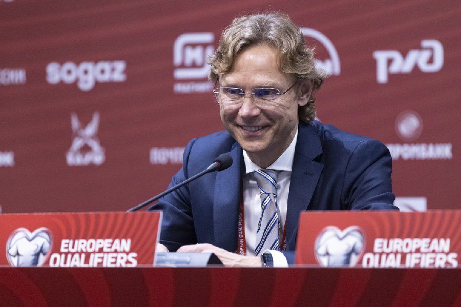 Карпин: Говорить о какой-то подготовке к матчу с Кипром смешно