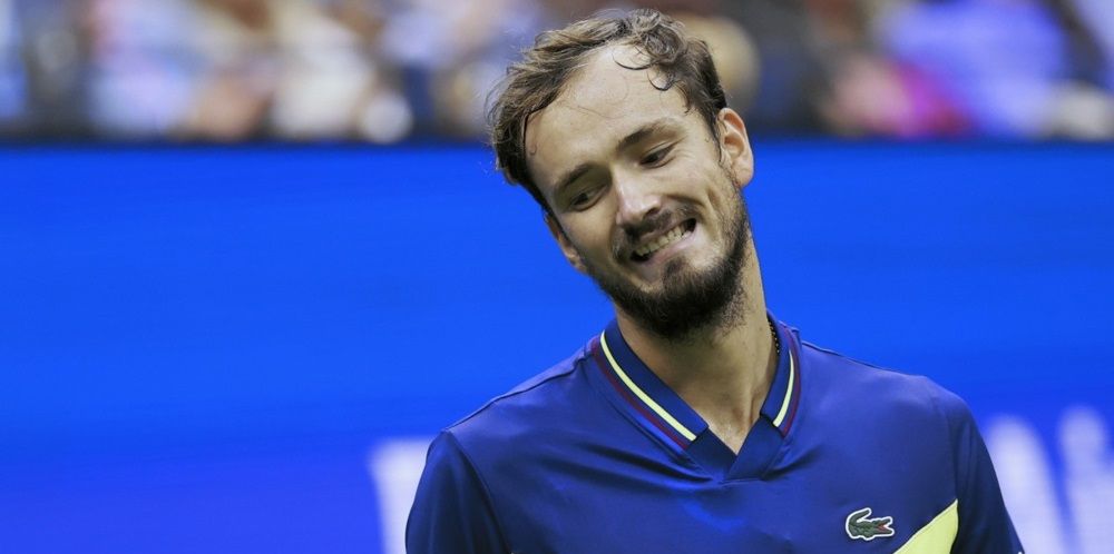 Медведев проиграл Джоковичу в финале US Open-2023