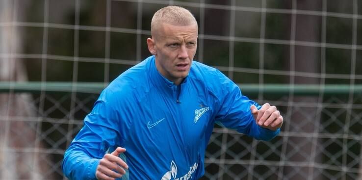 Агент Смольникова рассказал, на какой срок Игорь хочет продлить контракт с «Зенитом»