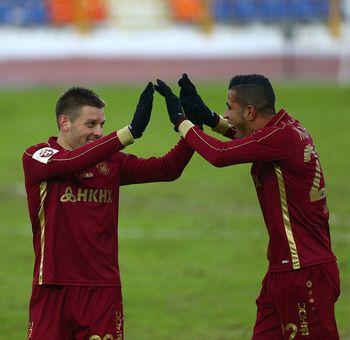 Семаку — подарок на день рождения, «Центральному» — антирекорд