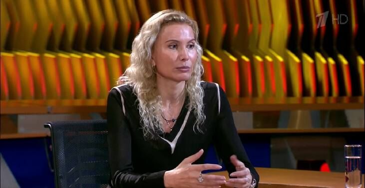 В интервью Познеру Тутберидзе так и не рассказала детали ухода Медведевой. Потому что еще верит в возвращение Жени?