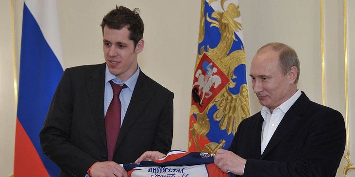 Стало известно, для чего Евгений Малкин из Putin Team получал американский паспорт