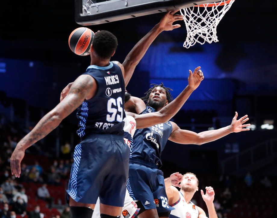 «Зенит» уступил «Фенербахче» в Евролиге, проиграв три матча подряд