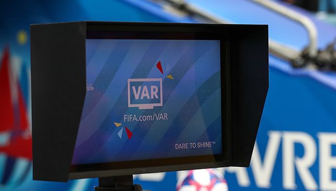 Бывший арбитр Федотов назвал условие отмены ВАР в России