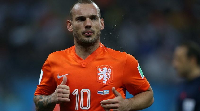 Снейдер завершил карьеру в сборной Голландии