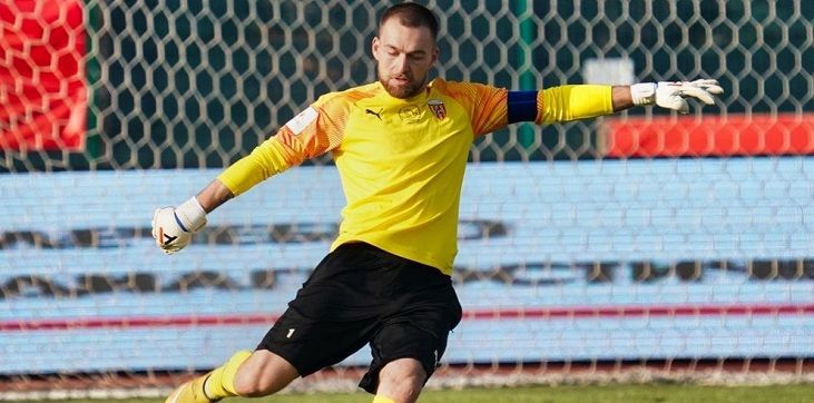 Вратарь «Алании» не стал извиняться за пропущенный гол с чужой половины поля Вратарь «Алании» не стал извиняться за пропущенный гол с чужой половины поля