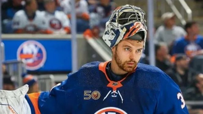 Сорокин помог «Айлендерс» переиграть «Нью-Джерси» установив рекорд по сухим матчам