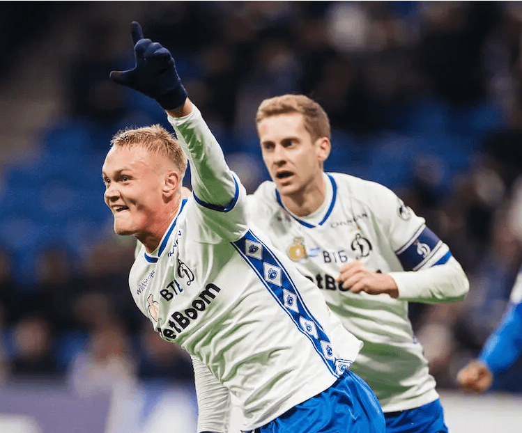 Ташуев объяснил, почему Тюкавину рано уезжать в Европу
