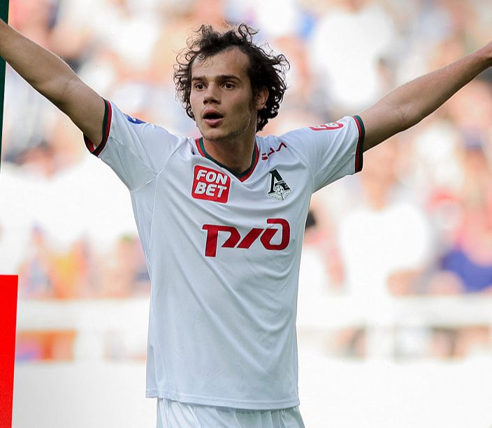 «Зенит» и «Краснодар» проявляют интерес к полузащитнику «Локомотива» Карпукасу 