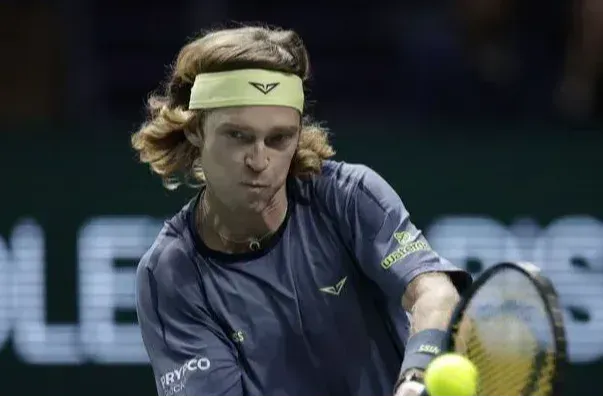 Рублев вышел в четвертьфинал ATP-250 в Бостаде