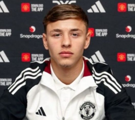 Отец полузащитника «Манчестер Юнайтед» Амира Ибрагимова отреагировал на информацию о смене сыном спортивного гражданства