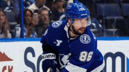 Макдэвид обогнал Никиту Кучерова в гонке бомбардиров за 4 матча до конца сезона НХЛ