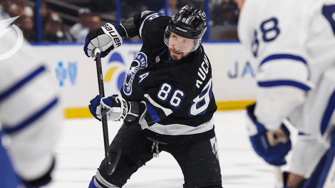 Россиянин Никита Кучеров прервал девятиматчевую результативную серию в НХЛ