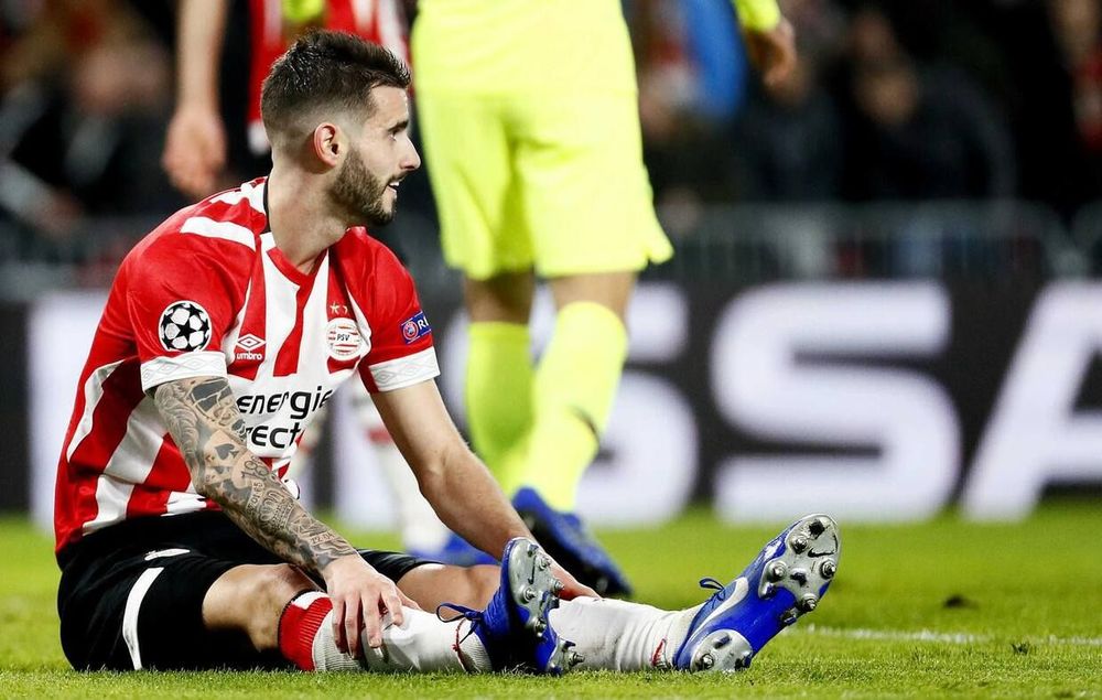 «Спартак» подпишет футболиста сборной Уругвая, если договорится с его агентом «Спартак» подпишет футболиста сборной Уругвая, если договорится с его агентом