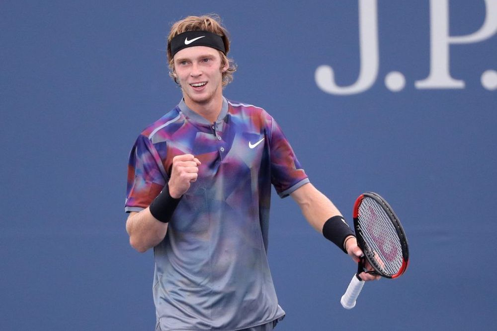 Рублев обыграл Марожана и вышел в полуфинал турнира в Умаге