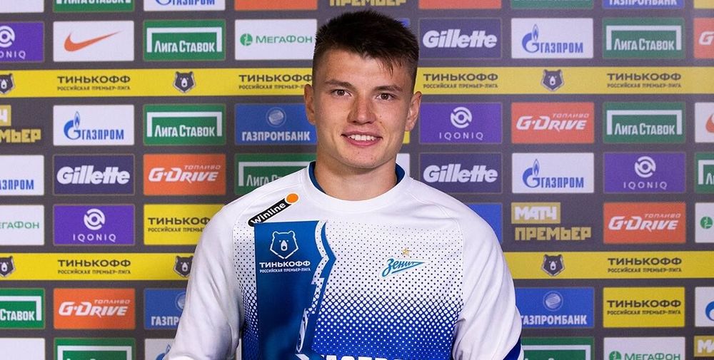 «Зенит» не отпустил Мостового в другой клуб РПЛ