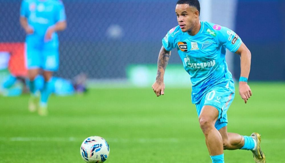 Решение арбитра Карасева удалить футболиста «Зенита» Педро в матче РПЛ с «Краснодаром» признано ЭСК ошибочным