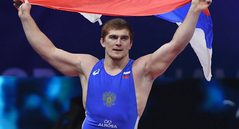 Российский борец выиграл золото чемпионата мира... без борьбы