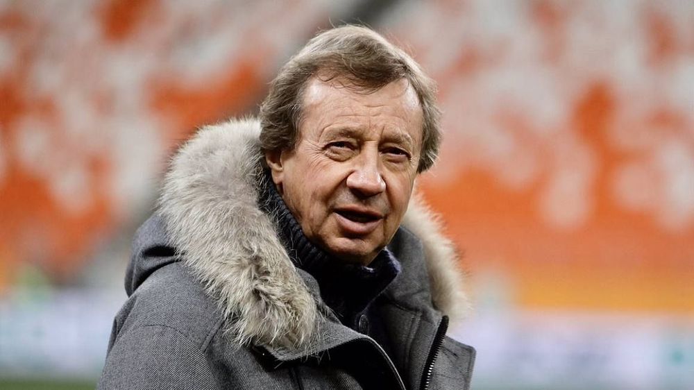 Семин отреагировал на предложение возглавить «Торпедо» Семин отреагировал на предложение возглавить «Торпедо»