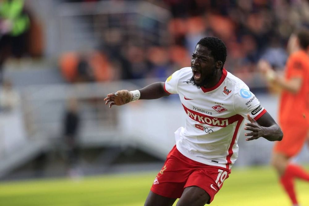 Дубль Николсона принес «Спартаку» победу над «Уралом» Дубль Николсона принес «Спартаку» победу над «Уралом»