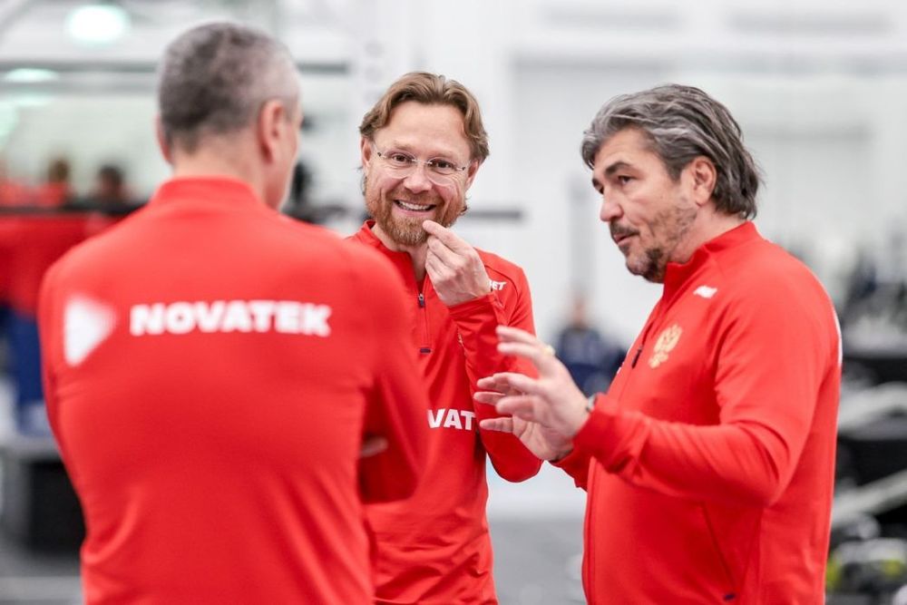 Карпин нарушил свое правило в сборной России. Как он это объяснит?