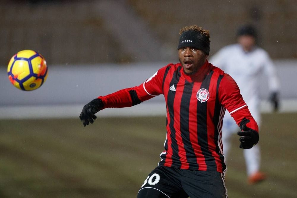 Дубль Оланаре принес «Амкару» над «Локомотивом» в Москве