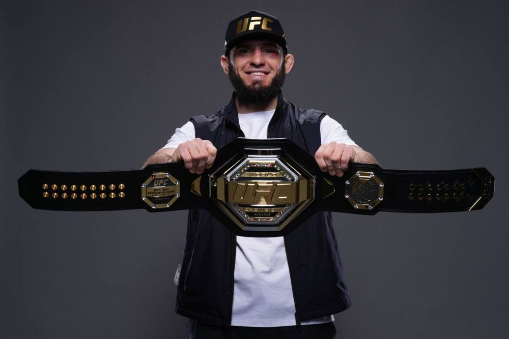 Чемпион UFC Двалишвили высказался о шансах Махачева в бою против Топурии