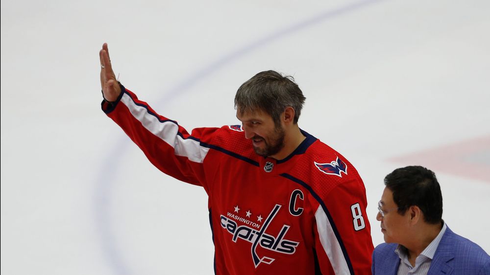 Овечкин продлил безголевую серию и вновь не смог забить 900-й гол в НХЛ