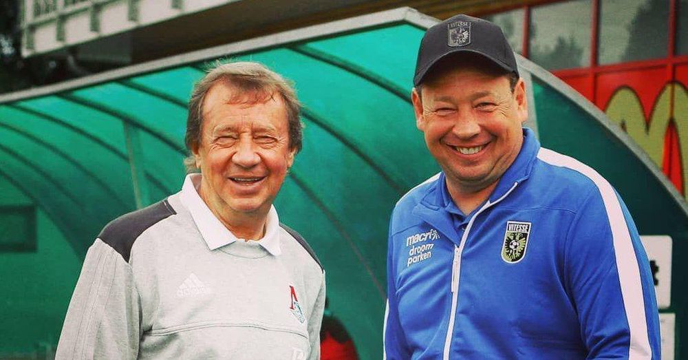 «Витесс» Слуцкого разгромил «Локомотив» «Витесс» Слуцкого разгромил «Локомотив»