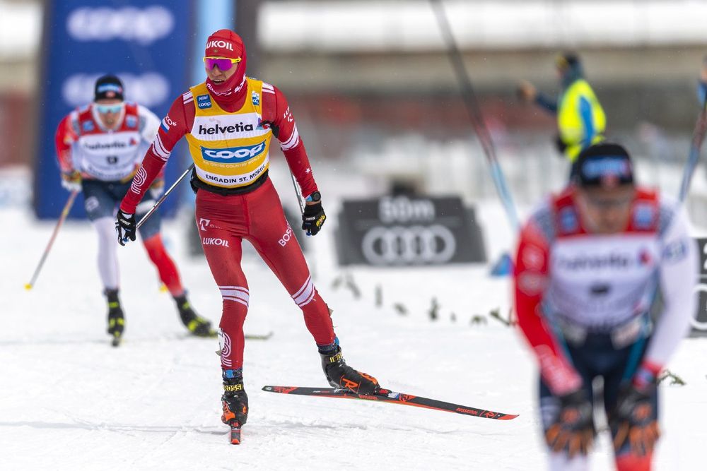 Большунов занял третье место во второй гонке на Кубке мира