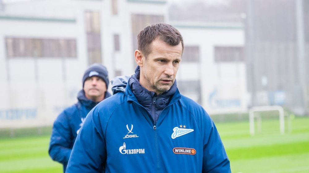 Семак остался недоволен качеством поля перед матчем «Зенита» и «Крыльев Советов»