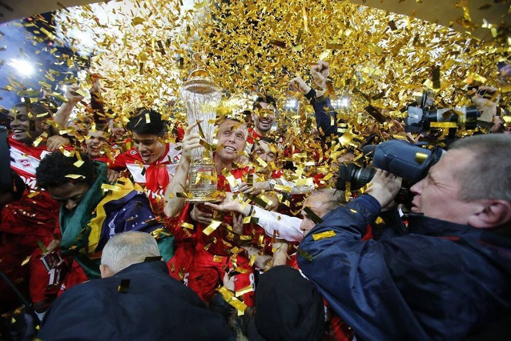 «Зенит» побеждает в России с 2019 года. Москва живет только воспоминаниями о чемпионстве