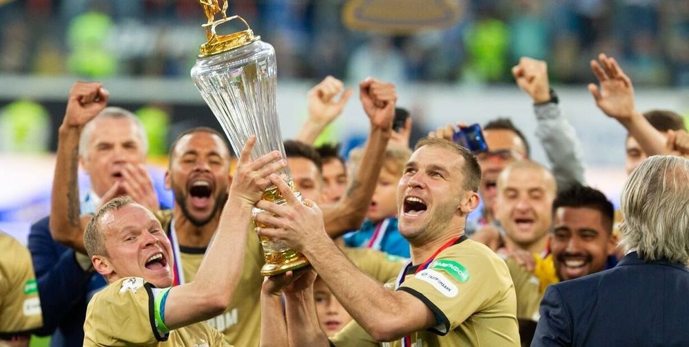 Попробуй «Зенит» на вкус: в Петербурге появилось чемпионское мороженое