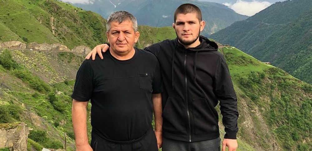Хабиб показал снимок травмы, полученной перед боем с Гейджи