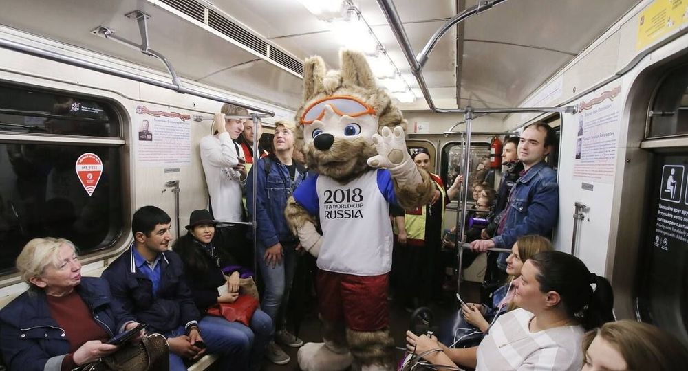 Метро Петербурга продлит часы работы в дни матчей Кубка конфедераций