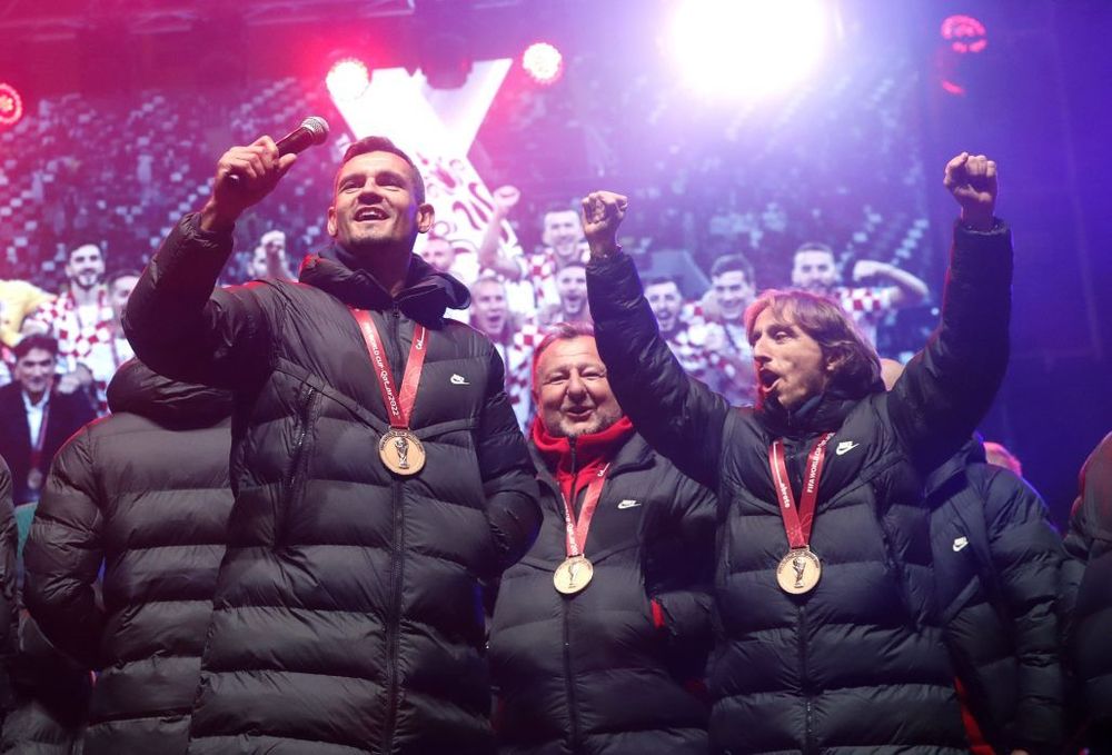 Ловрен сообщил, что подаст в суд на журналистов, которые разглядели фашистское приветствие в праздновании игрока Ловрен сообщил, что подаст в суд на журналистов, которые разглядели фашистское приветствие в праздновании игрока