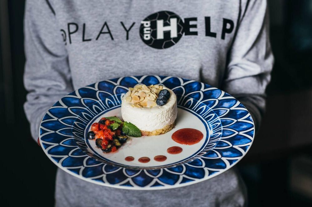 «Ешь со смыслом!» в ресторане ITALY вместе с «Play and Help»