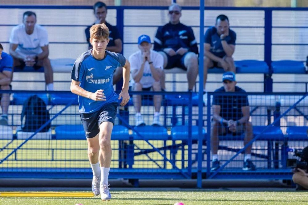 «Путь чемпиона»: «Зенит» проведет лекции и встречи с родителями юных футболистов