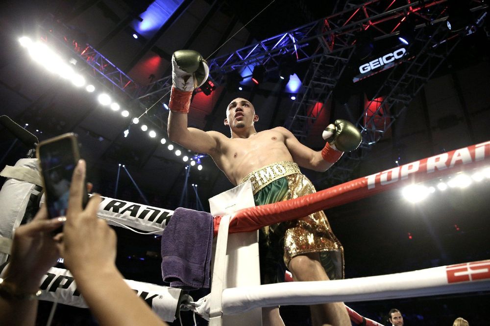 Теофимо Лопес: Я не жалкий неудачник, а настоящий чемпион