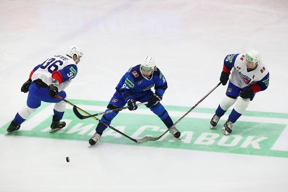 «Чемпионат ФХР – Кубок Лиги Ставок 3х3»: 14 июня состоятся матчи плей-офф «Чемпионат ФХР – Кубок Лиги Ставок 3х3»: 14 июня состоятся матчи плей-офф