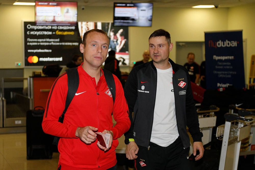 Четыре футболиста «Спартака» не полетят в Бильбао Четыре футболиста «Спартака» не полетят в Бильбао